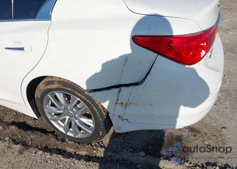 2017 Infiniti Q50 3.0T Premium z USA, uszkodzony, nr VIN JN1EV7AR0HM832877